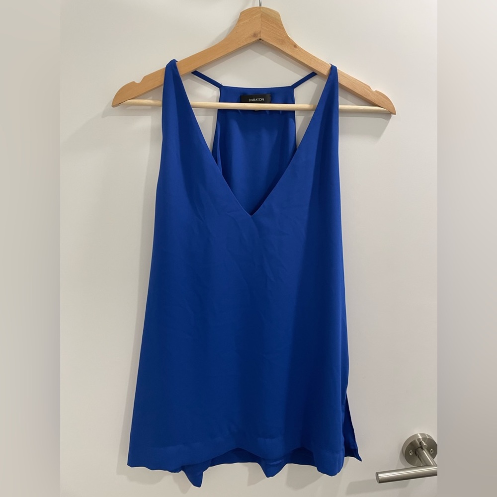 ARITZIA Babaton blouse. Size S